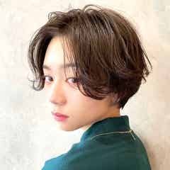 黒髪 マッシュショート でおしゃれに差をつける ナチュラルから個性的まで モデルプレス 黒髪 マッシュショート でおしゃれに差をつける ナチュラルから個性的まで モデルプレス