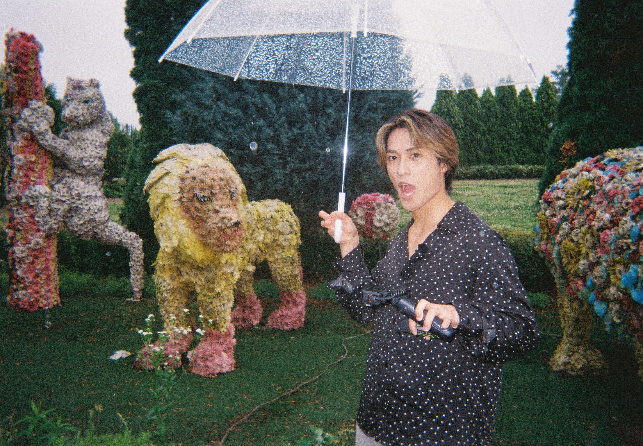 砂田将宏「初対面観察～推しと推しをハコに入れてみた。～」（C）TELASA