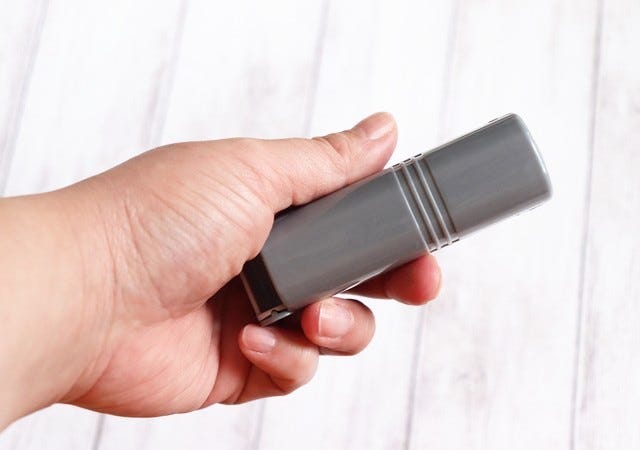 ダイソー 携帯用ほこり取り ダイソー