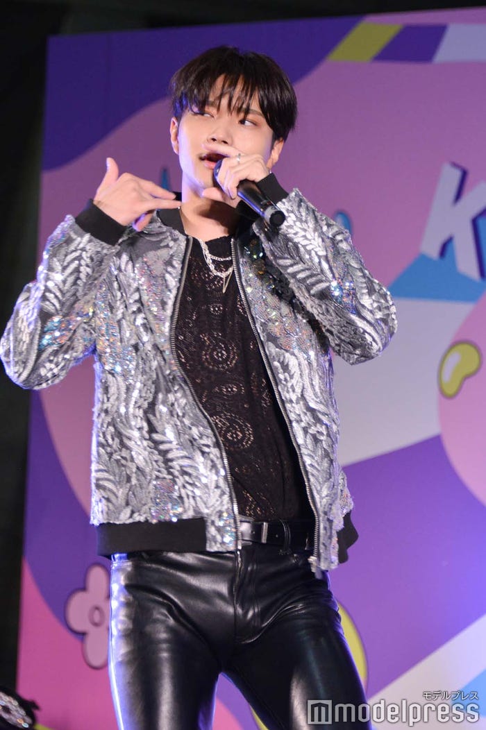 リレーダンスで踊る中川勝就 (C)モデルプレス