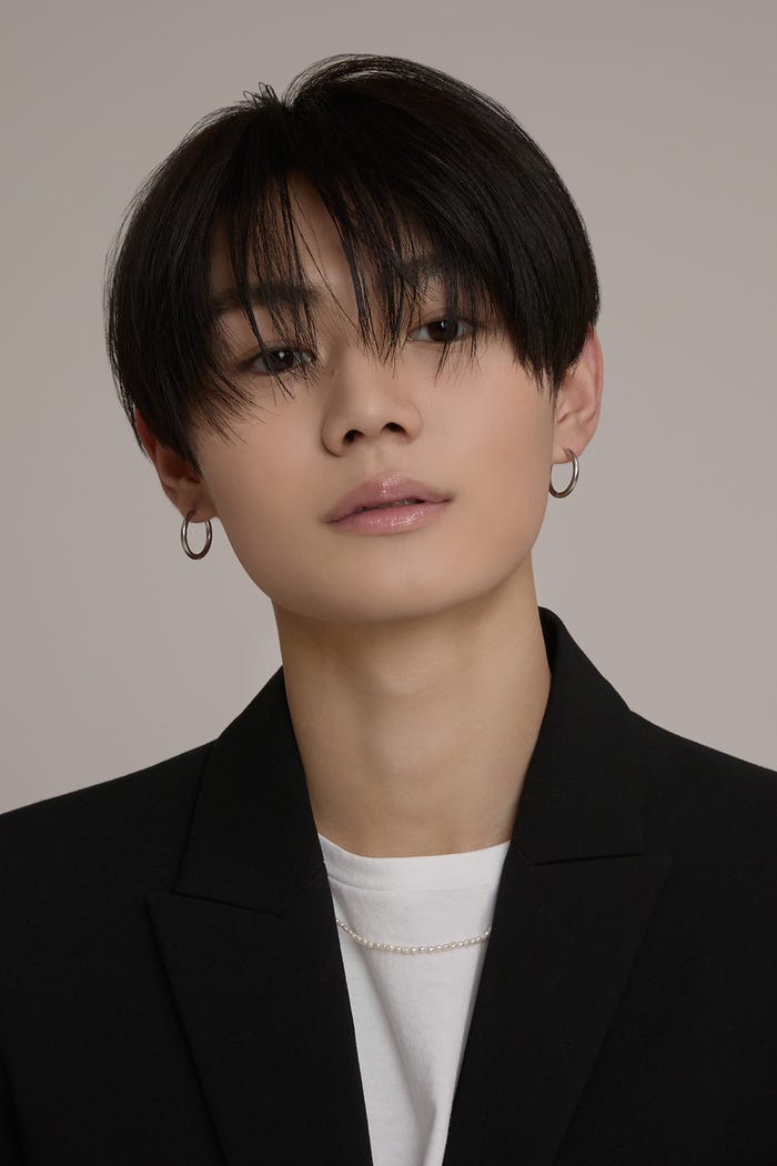 鈴陽向(C)YK MUSIC ENTERTAINMENT