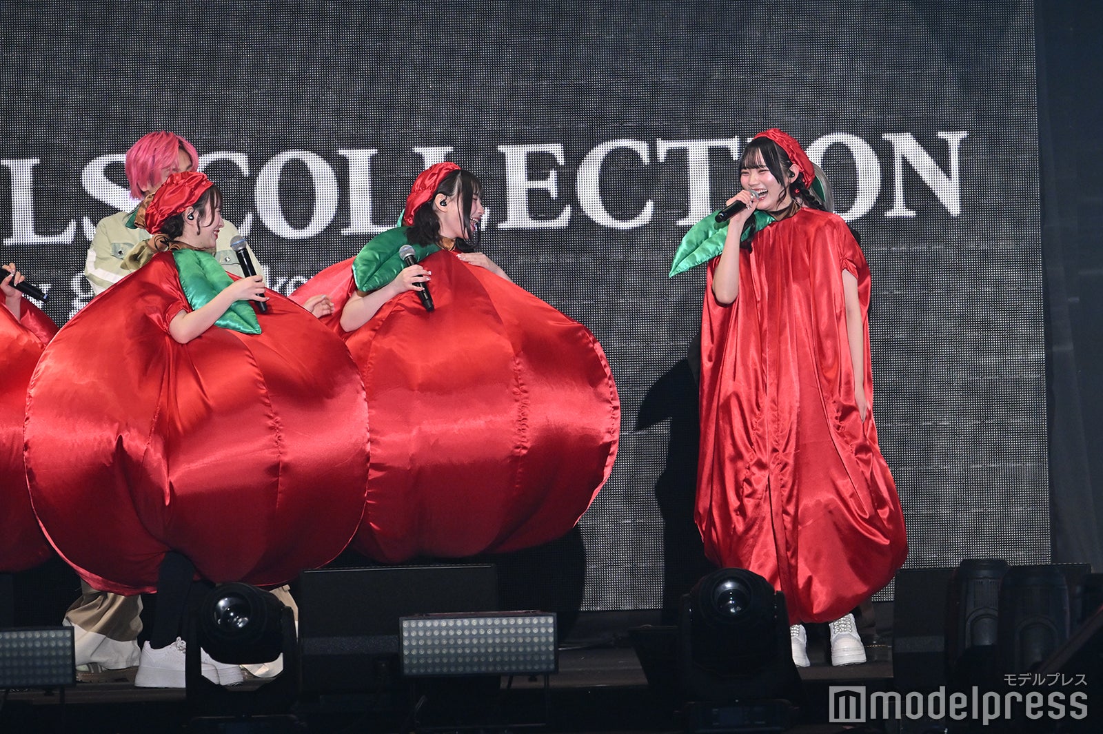 （C）モデルプレス