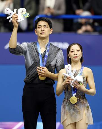 りくりゅう引退発表に列島激震 SNS驚き、寂しさ、感謝、ねぎらい「引退！？！！」「まじか」「感動をありがとう」「まずはお疲れ様です」