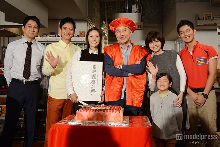 天海祐希 リベンジできた 偽装の夫婦 遊川和彦氏 還暦 にサプライズ 嬉しいけど恥ずかしい モデルプレス 天海祐希 リベンジできた 偽装の夫婦 遊川和彦氏 還暦 にサプライズ 嬉しいけど恥ずかしい モデルプレス