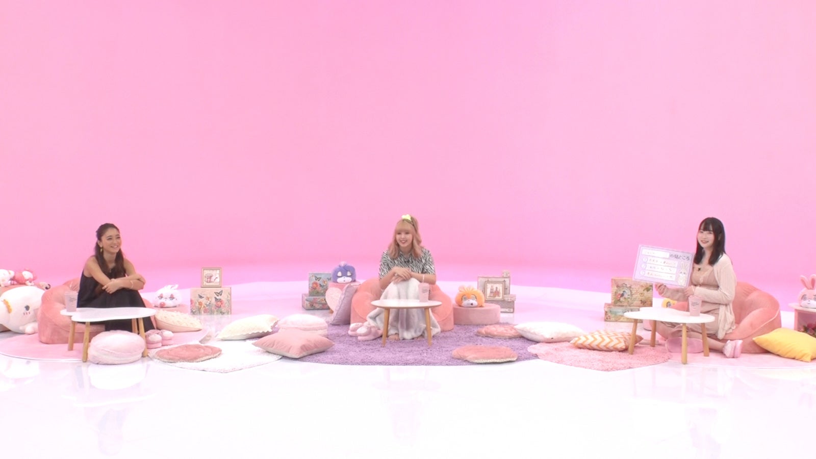 みちょぱ、藤田ニコル、越智ゆらの（提供写真）