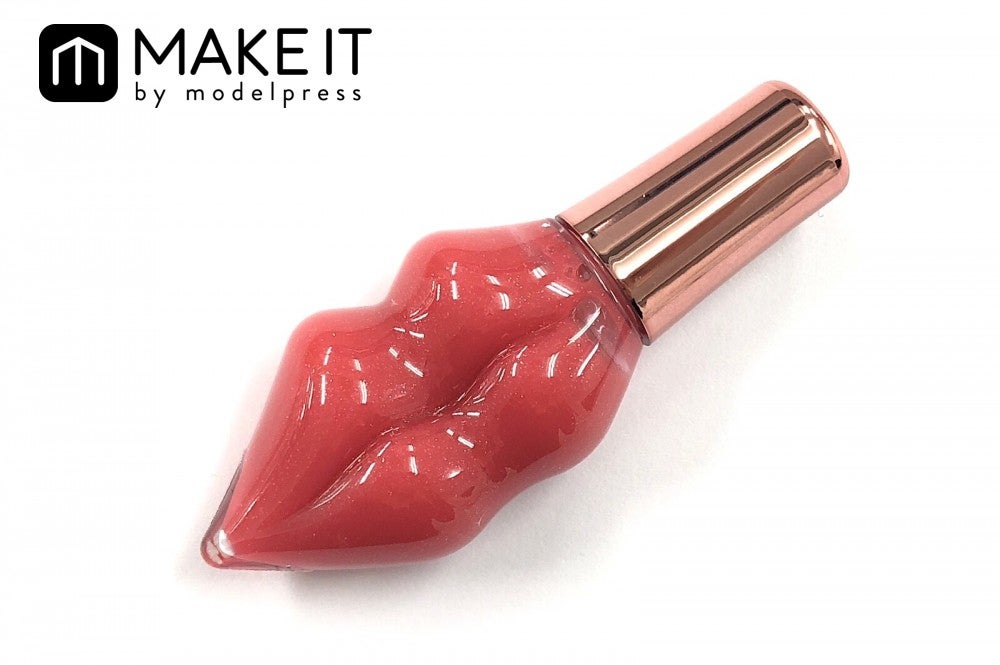 プランプピンク／メルティー リップセラム／105 トレンディーチェリー／1,300円（税抜） (C)メイクイット