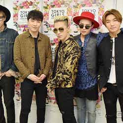 BIGBANG（左から：T.O.P、V.I、SOL、G-DRAGON、D-LITE）