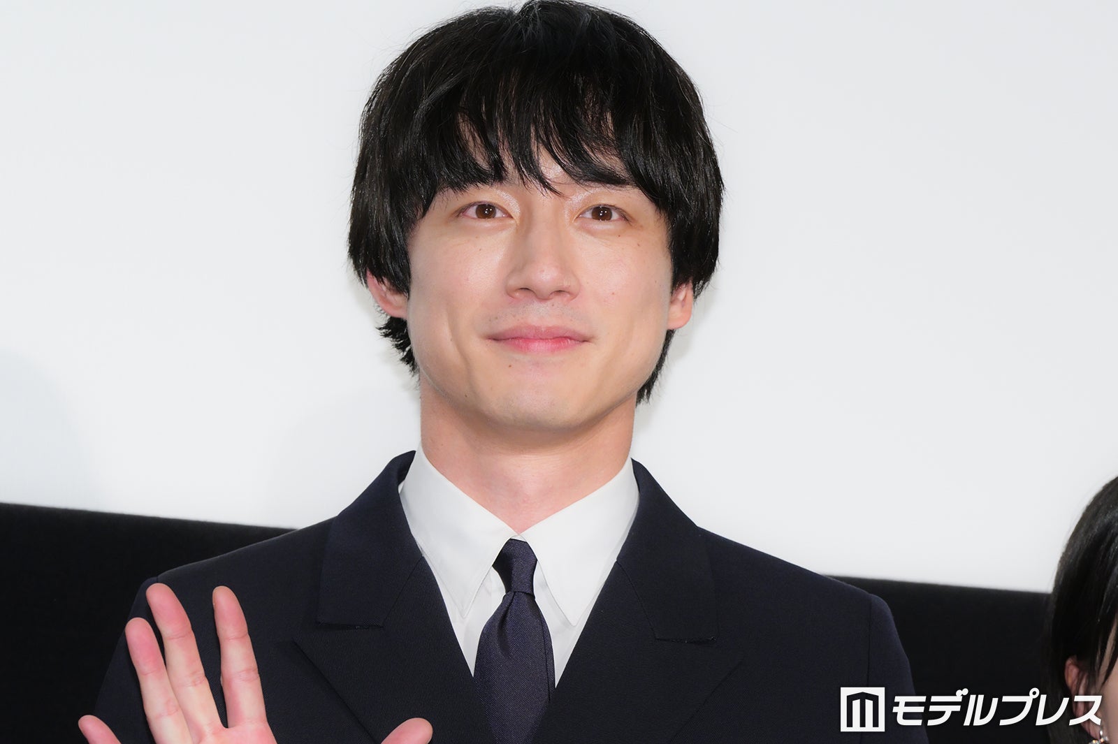 坂口健太郎「声を聞いているだけで泣いちゃう」子役＆人気女優との撮影回顧「ちゃんと育む時間をいただけた」【私はあなたを知らない、】