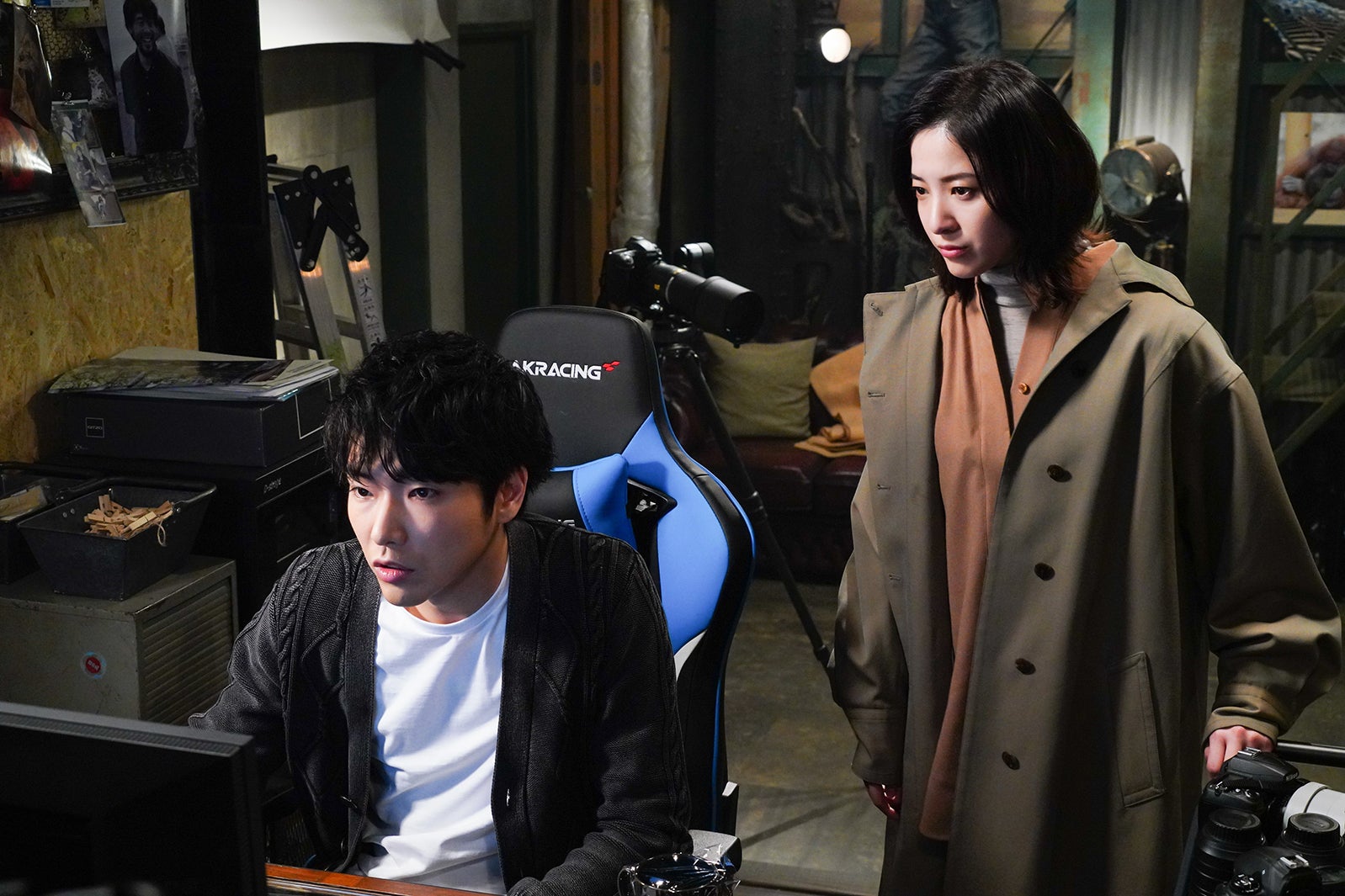 柄本佑、吉高由里子 （C）日本テレビ