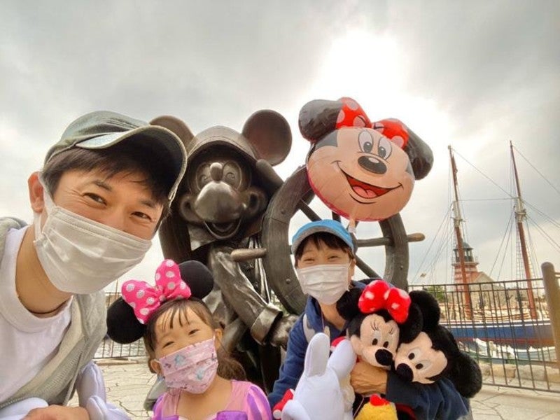 金田朋子 家族で初めてのtdsを満喫 最高すぎるぅ モデルプレス