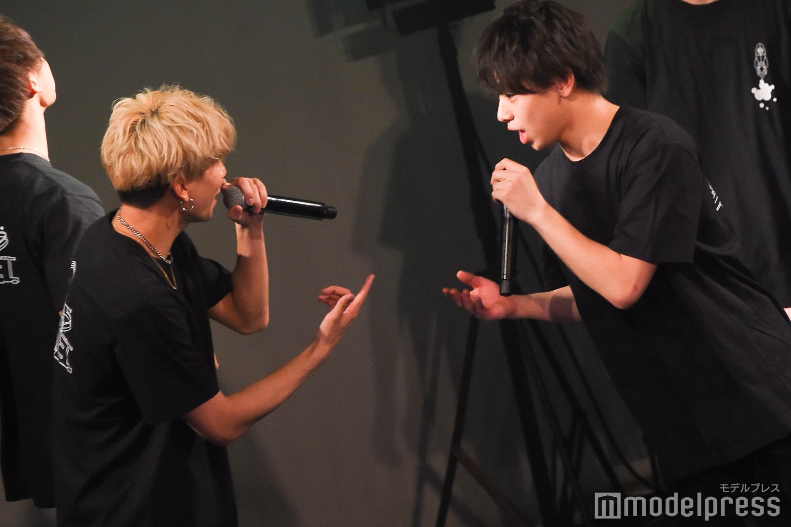 高橋祐理、加藤勇也 （C）モデルプレス