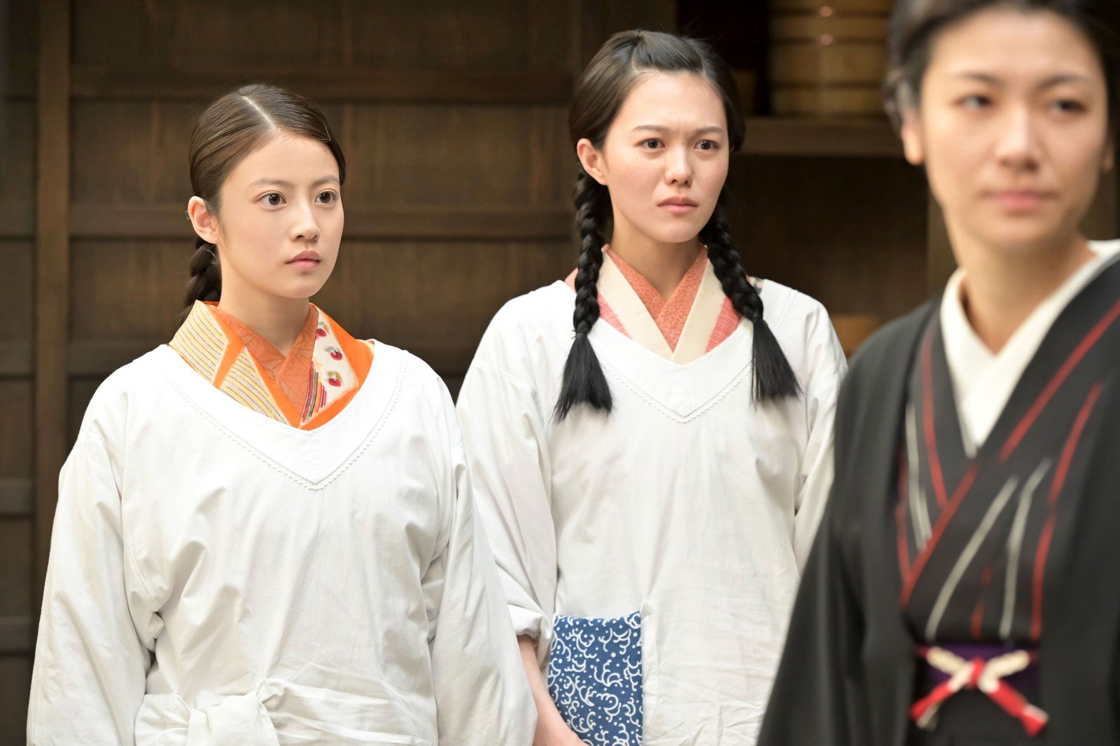 今田美桜、志田彩良、瀧内公美「あんぱん」第22話（C）NHK