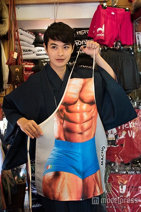 柳楽優弥のお土産（C）2015 杉浦日向子・ＭＳ．ＨＳ／「合葬」製作委員会