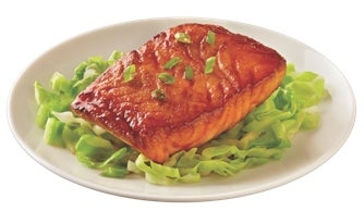 グリルサーモン／画像提供：I＆P RUNWAY JAPAN