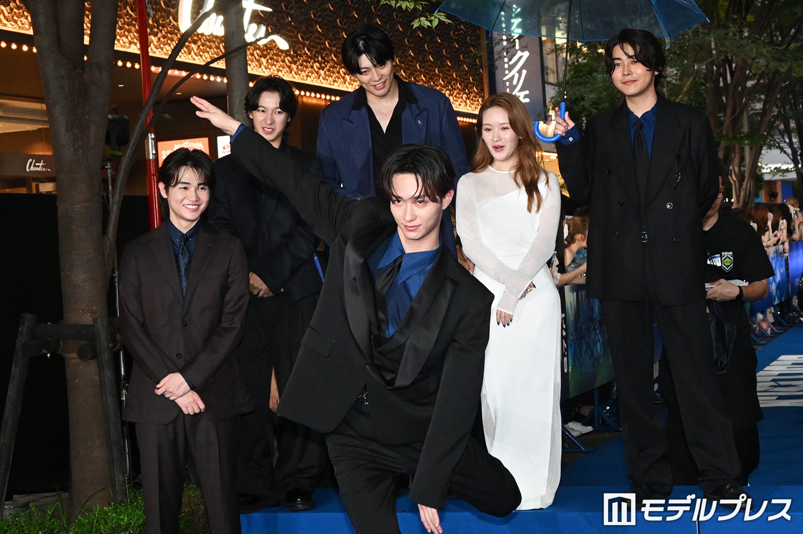 愉快に場をつなぐ野村康太（C）モデルプレス