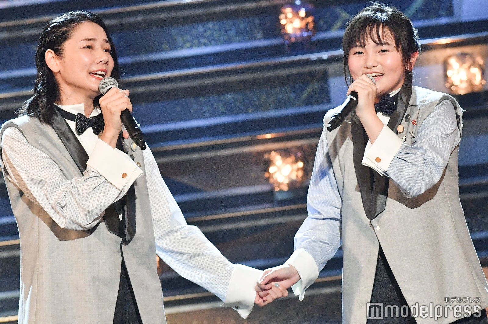 吉田羊＆鈴木梨央（C）モデルプレス