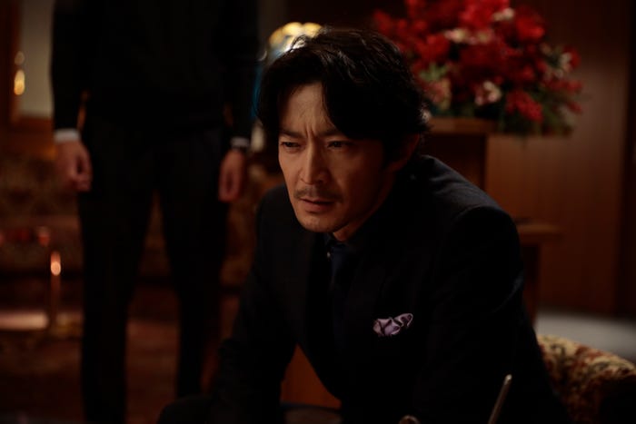 津田健次郎「グレイトギフト」第4話より(C)テレビ朝日