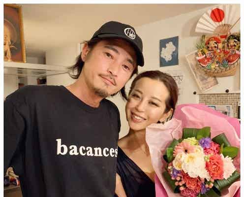 PINKY、窪塚洋介と2ショット 家族からの誕生日祝福に「人生で1番の大泣き」
