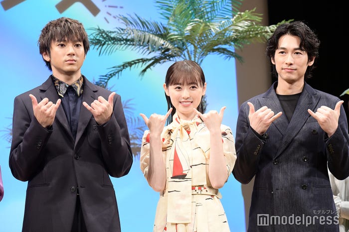 山田裕貴、福原遥、ディーン・フジオカ (C)モデルプレス