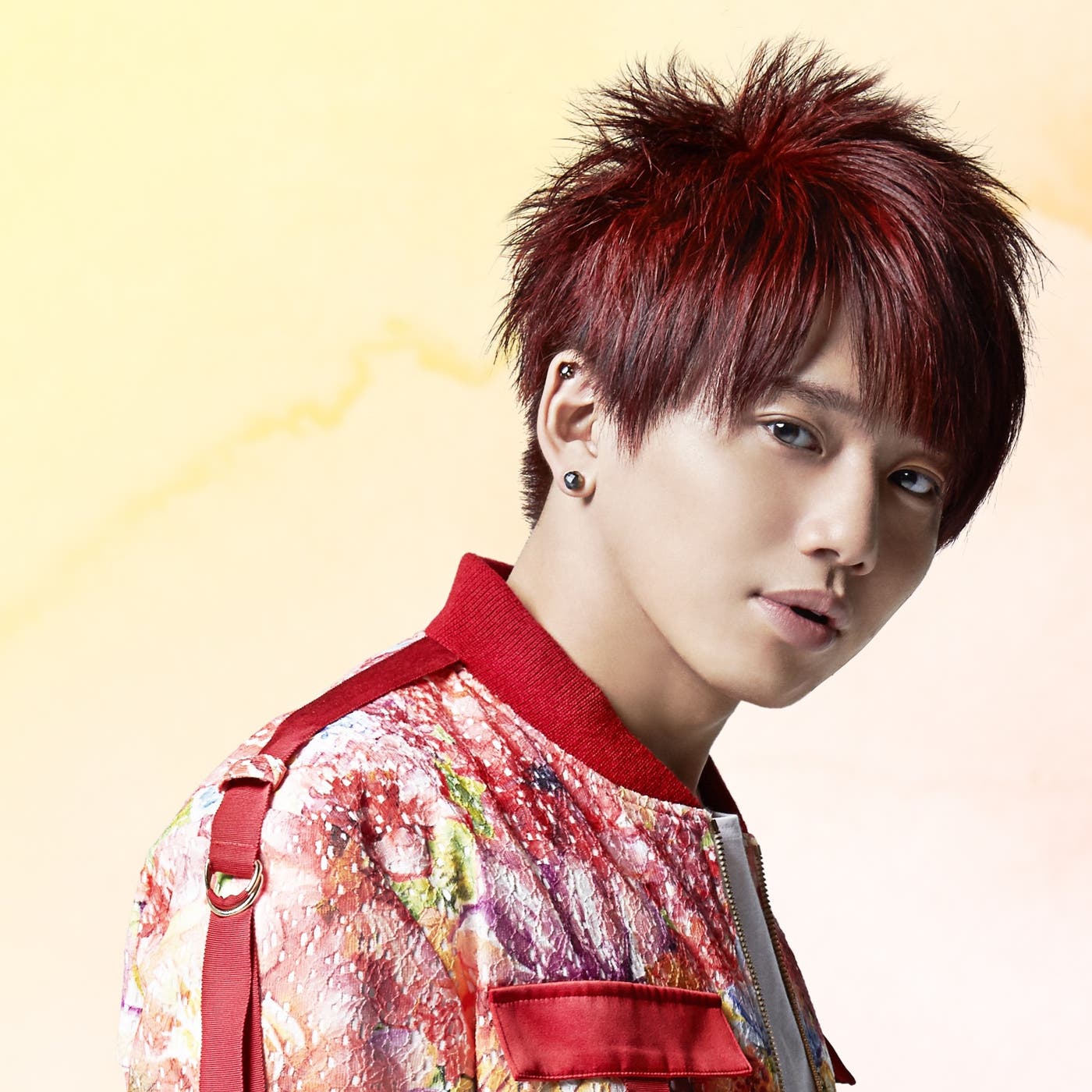 初の写真集を出版/花村想太