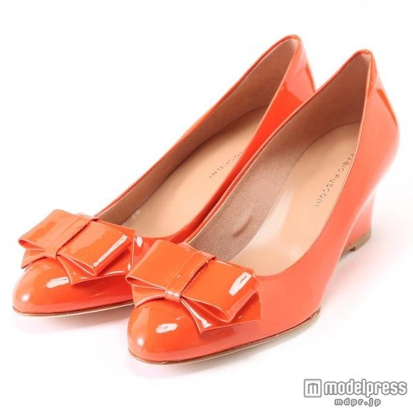 パテントウェッジパンプス　画像提供：「PREMIUM BRAND Avenue」11,340円（税込）