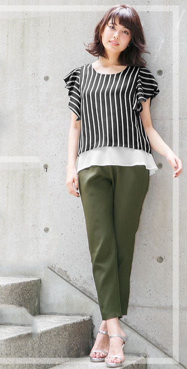 袖フレアシフォンレジメストライプブラウス「神戸レタス」2290円(税込)/画像提供:神戸レタス