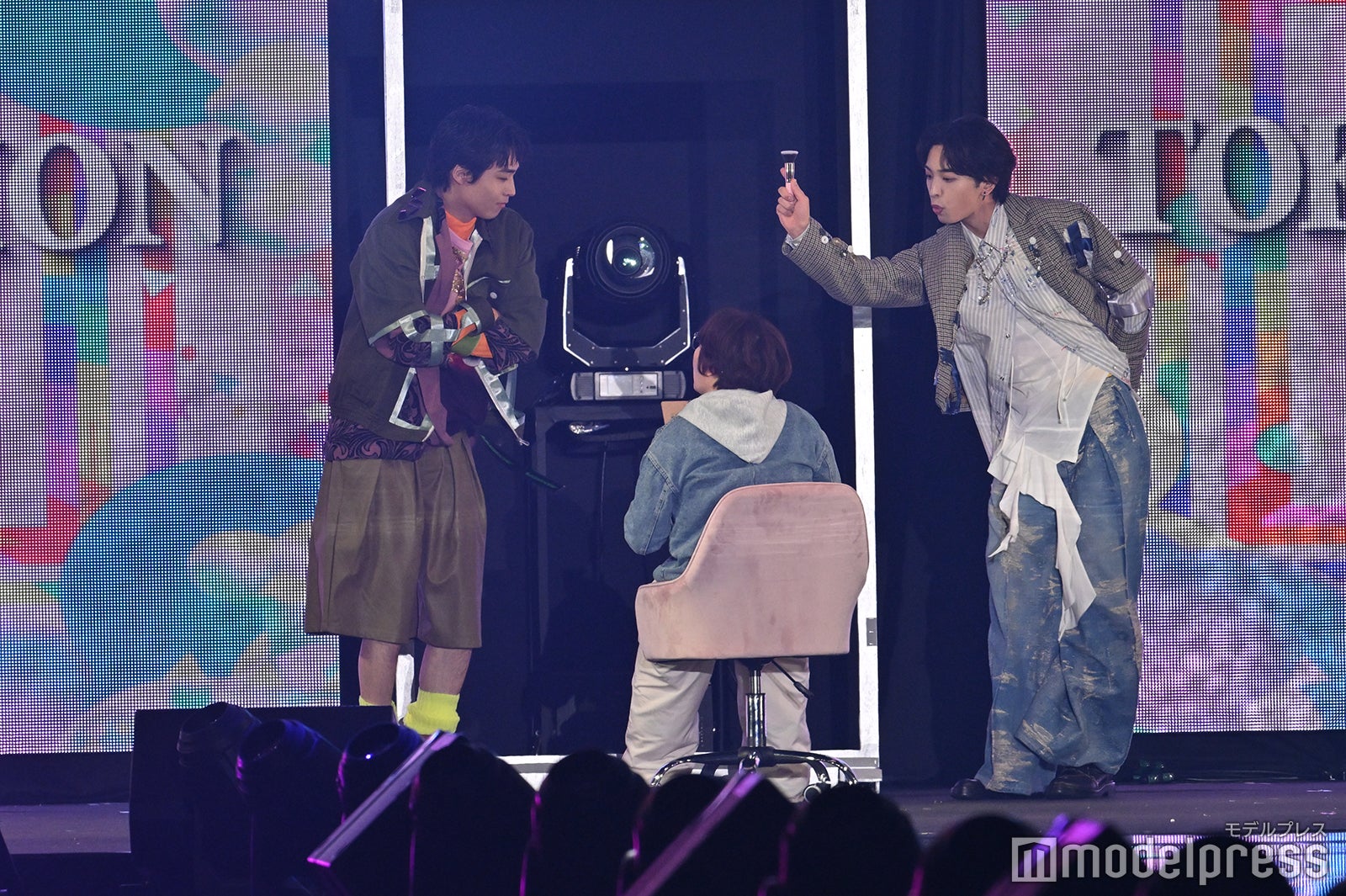 （C）モデルプレス