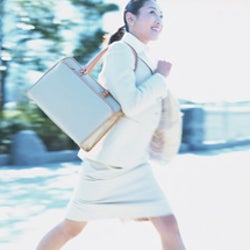 社会人男性に聞く 新入社員の女子をかわいいと思う瞬間 モデルプレス 社会人男性に聞く 新入社員の女子をかわいいと思う瞬間 モデルプレス