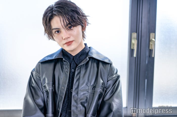 丸尾隼 (C)モデルプレス