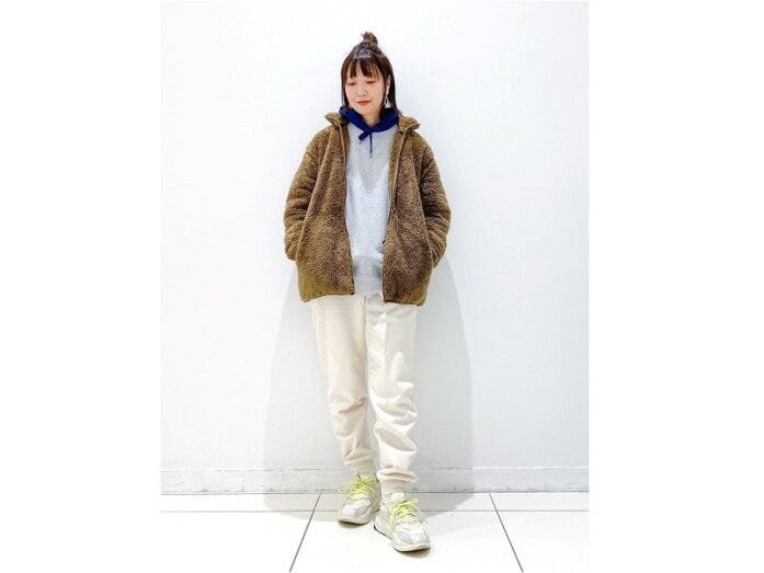 内側がボア素材＆足首がきゅっと締まったデザインなのであったか　出典：StyleHint