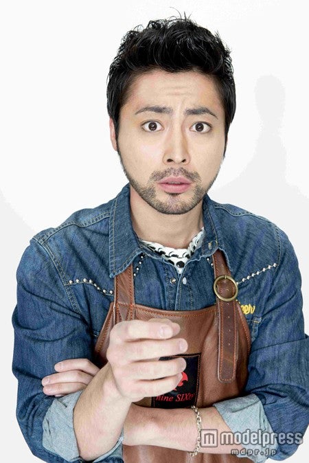 山田孝之（C）R&D運命共同体2015