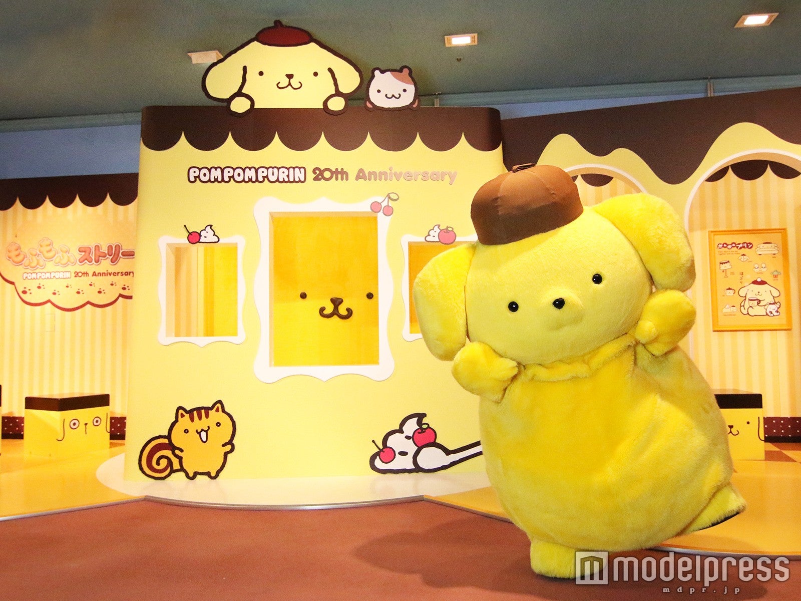 アニバーサリーにふさわしくポムポムプリンでいっぱいのエリア（C）2016 SANRIO CO., LTD.