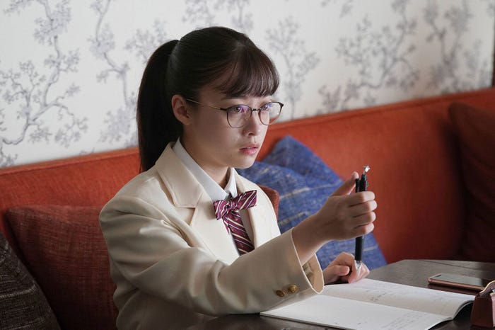 橋本環奈「ルパンの娘」第2話より(C)フジテレビ