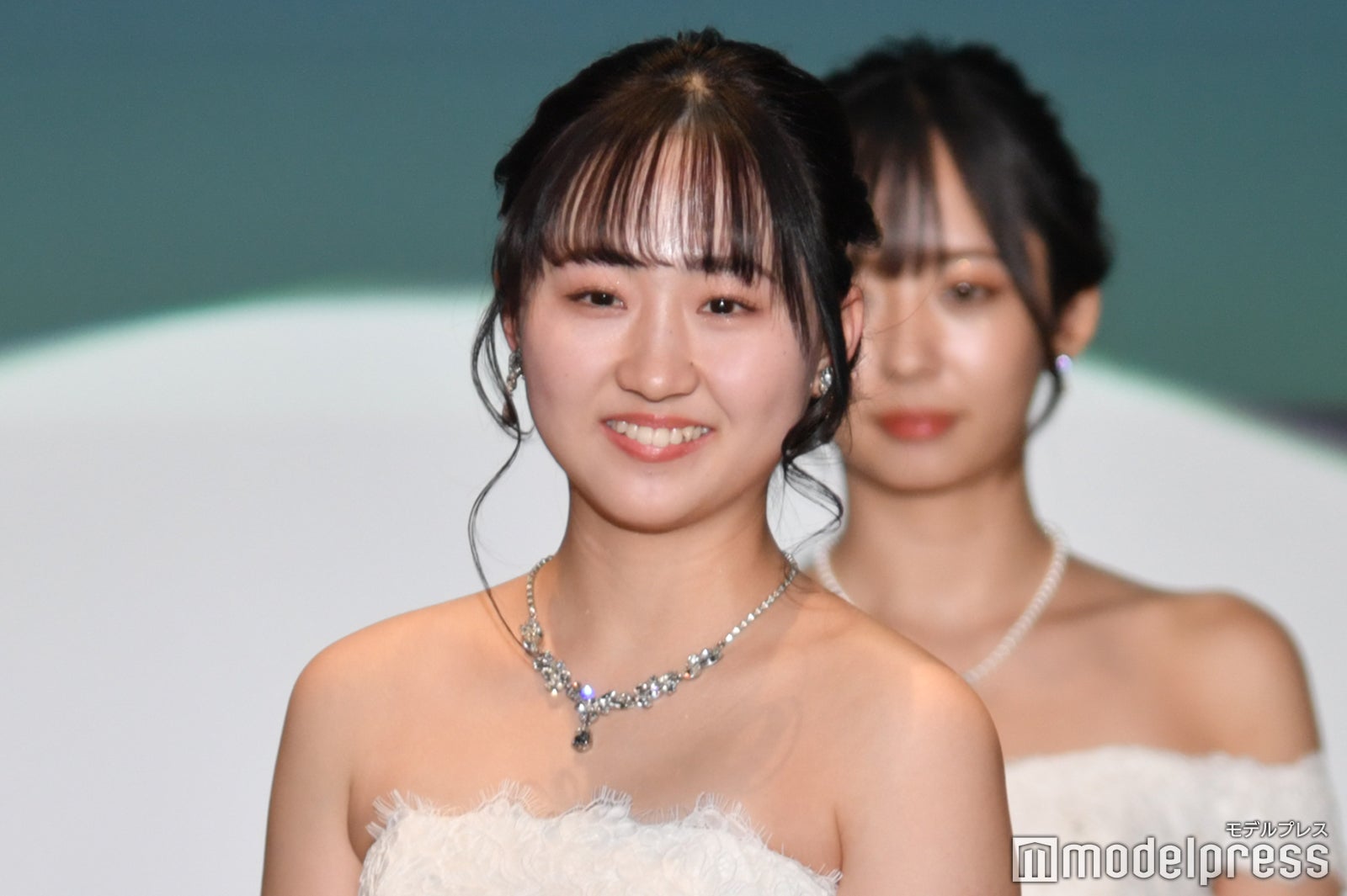 「MISS CIRCLE CONTEST 2022」表彰式の様子（C）モデルプレス