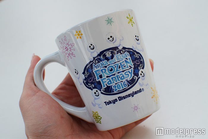 スーベニアカップ(裏)(C)モデルプレス