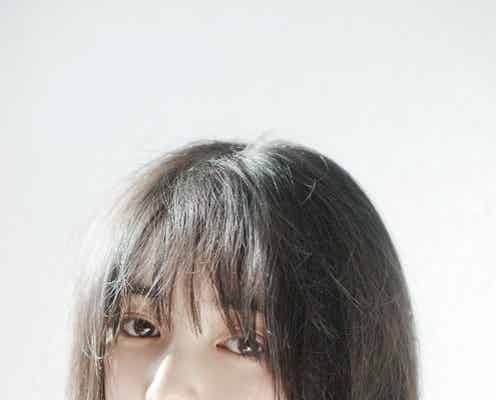 頓知気さきな、5人の写真家との至高グラビアを凝縮