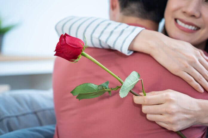 実は彼女じゃなかった…男性が「付き合っている」と思う境界線とは