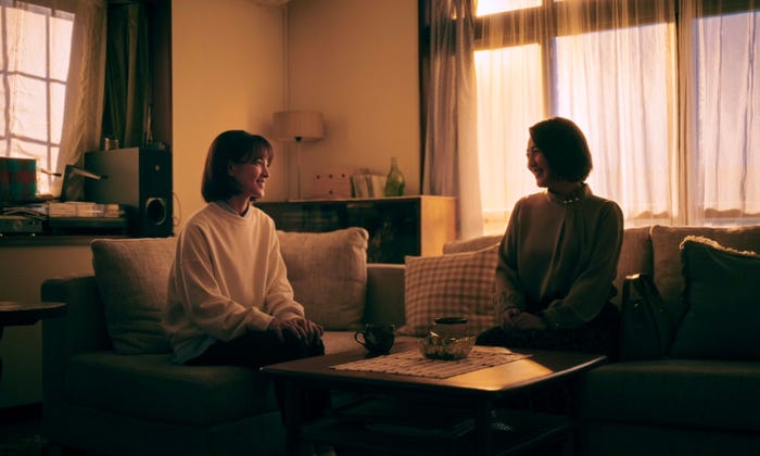 国仲涼子、酒井美紀「3年C組は不倫してます。」最終話(C)日本テレビ