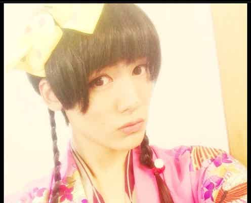 D-BOYSメンバーの“女装好き”告白に反響、ツルツル美脚披露「やめるつもりはありません」