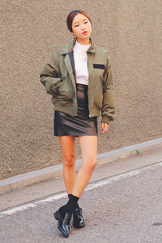 カラー付きパイロットブルゾン(カーキ)「STYLENANDA」8,640円(税込)/画像提供:STYLENANDA