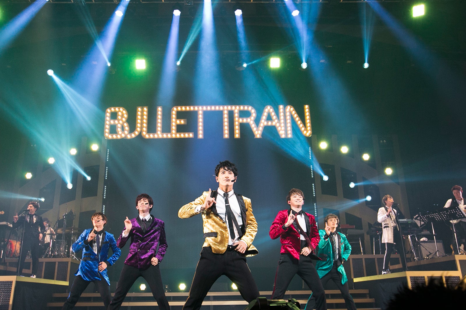 超特急／Photo：米山三郎（SignaL）