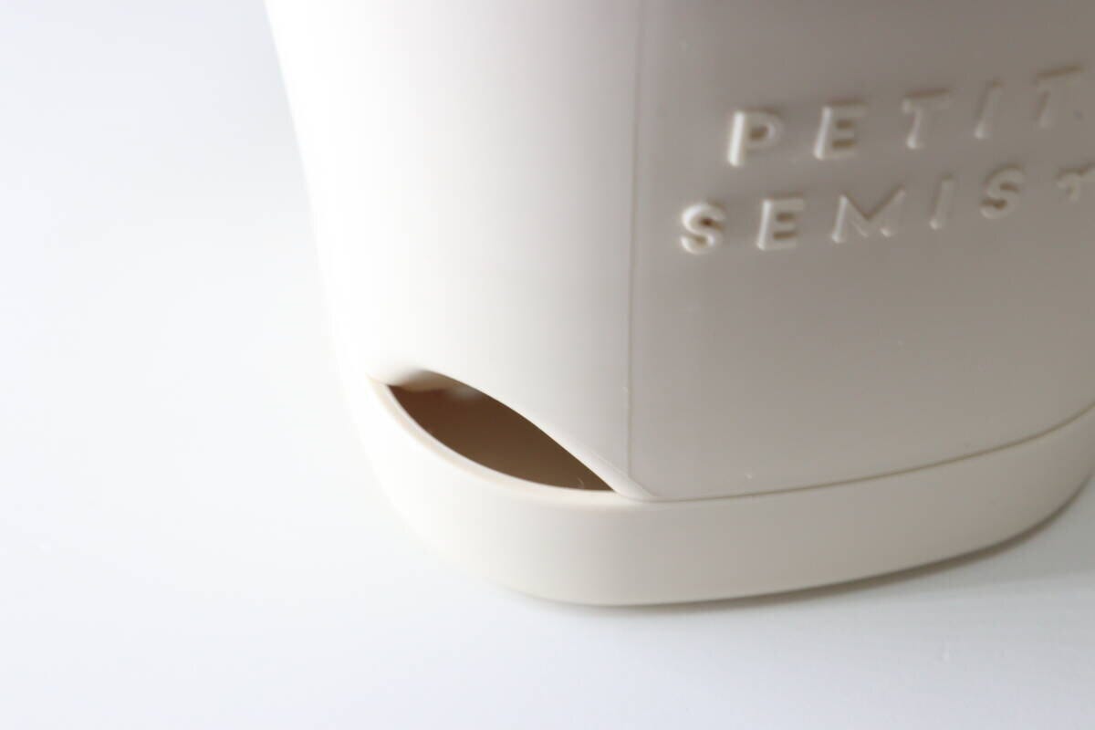 ダイソーのバスケットポット3号