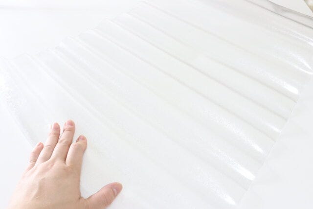 フロアマット(半透明、45cm×90cm) 折り跡 フロアマット(半透明、45cm×90cm) 折り跡