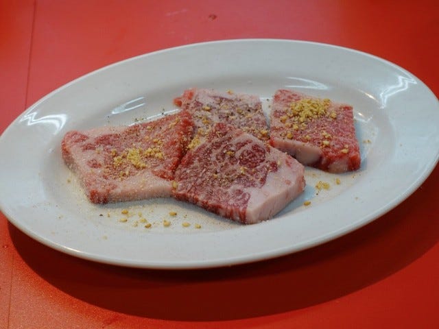 【大阪・福島】A5ランクの黒毛和牛が高コスパ価格で食べられる「大衆焼き肉店」