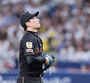 阪神まさか 岩崎が4四球で先制点を献上 痛恨の押し出しに球場騒然 両軍無得点の投手戦が八回に動く