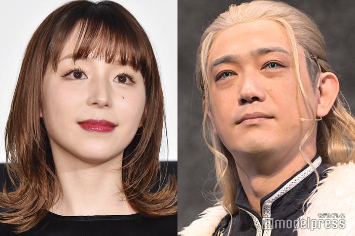 平野綾、谷口賢志(C)モデルプレス