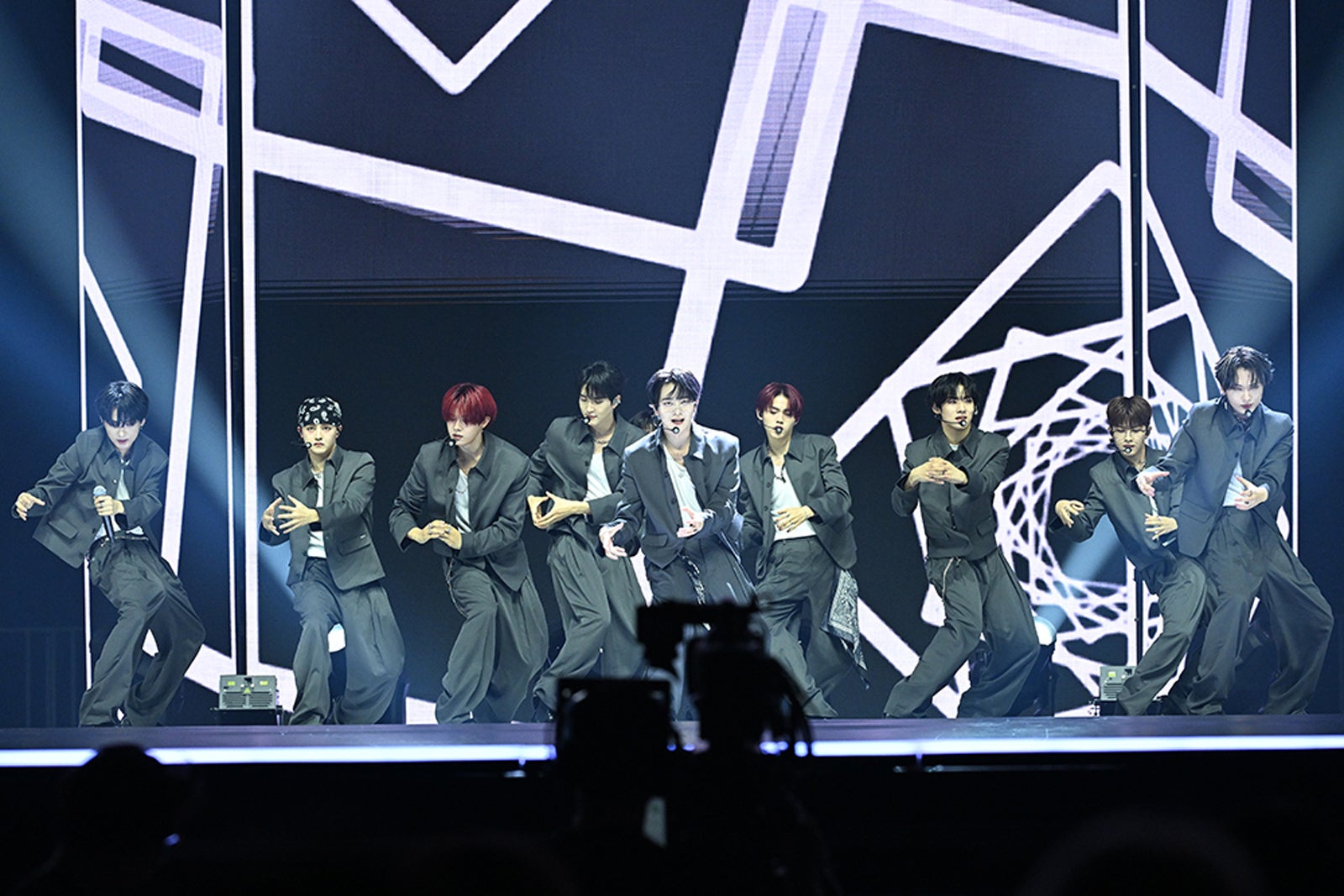 FANTASY BOYS（C）ASEA組織委員会