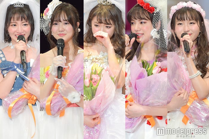 (左から)青島妃菜、小林恵月、香音、清原果耶、中野あいみ(C)モデルプレス