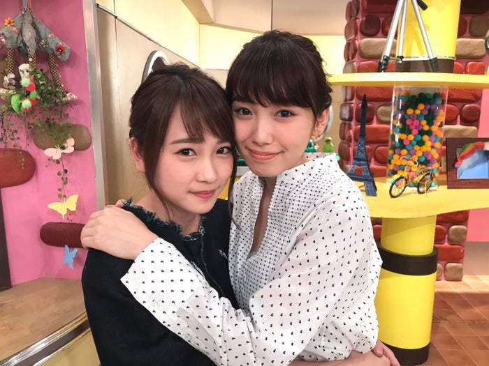 飯豊まりえ 川栄李奈の密着ハグに悶絶 あだ名まで可愛い の声 モデルプレス 飯豊まりえ 川栄李奈の密着ハグに悶絶 あだ名まで可愛い の声 モデルプレス