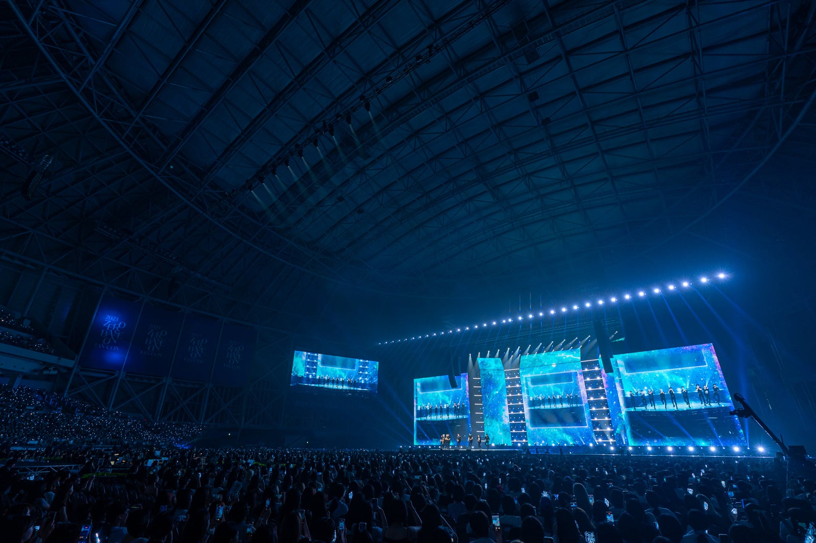 「2023 ZEROBASEONE FAN-CON」（C）WAKEONE